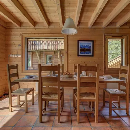 La Cloche Des Bois - Alpes Travel - Les Bois - Sleeps 4-6 *