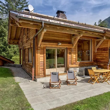 Chalet La Cloche Des Bois - Alpes Travel - Les Bois - Sleeps 4-6 *