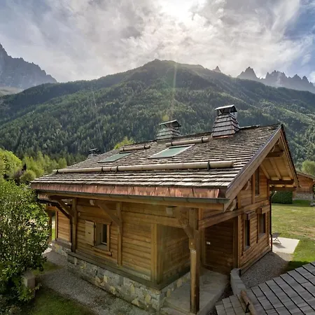 La Cloche Des Bois - Alpes Travel - Les Bois - Sleeps 4-6 Chalet