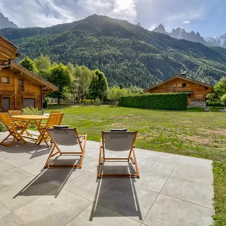 La Cloche Des Bois - Alpes Travel - Les Bois - Sleeps 4-6 Chalet *